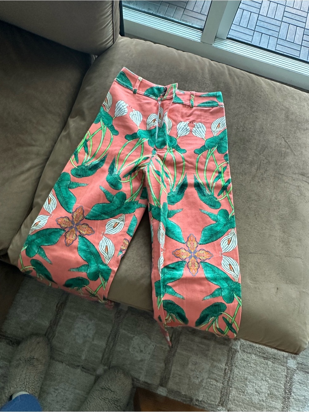 One of a Kind - Roi du Lac Coral Tropical Wide-Leg Pants